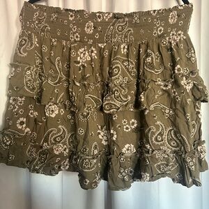 Aerie ruffle skirt xl